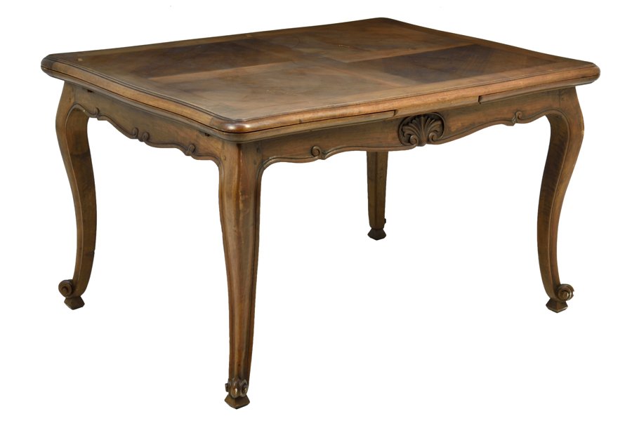 A FRENCH PROVINCIAL STYLE EXTENSION DINING TABLE (1 of 2)