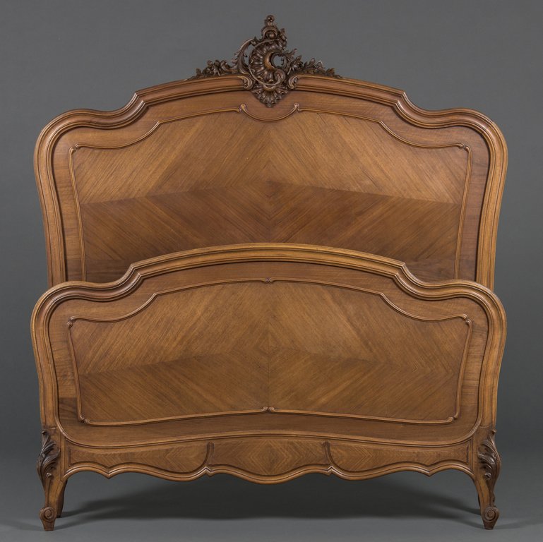 A FRENCH LOUIS XV STYLE BED (1 of 3)