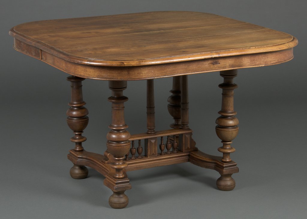 A RENAISSANCE REVIVAL DINING TABLE (1 of 3)