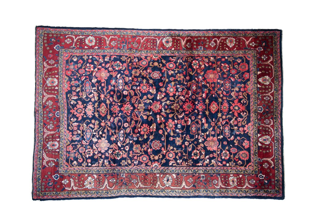 A PERSIAN HAMADAN WOOL RUG (1 of 3)