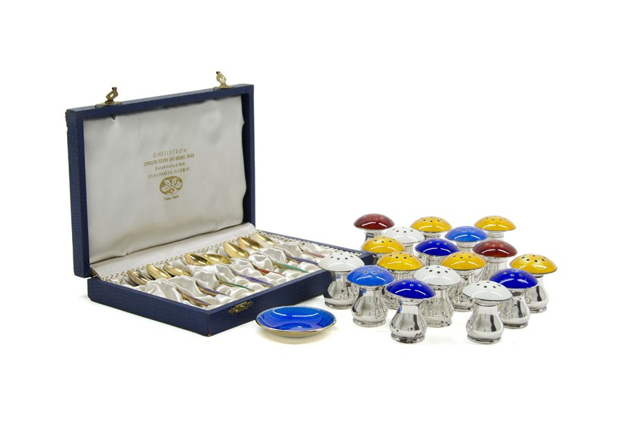 A SET OF NORWEGIAN STERLING SILVER AND ENAMELED SALTS, (1 of 6)