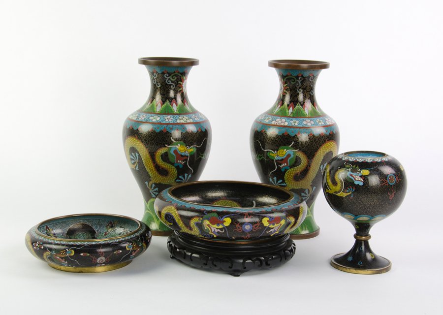 A COLLECTION OF FIVE CHINESE CLOISONNE ITEMS (1 of 1)