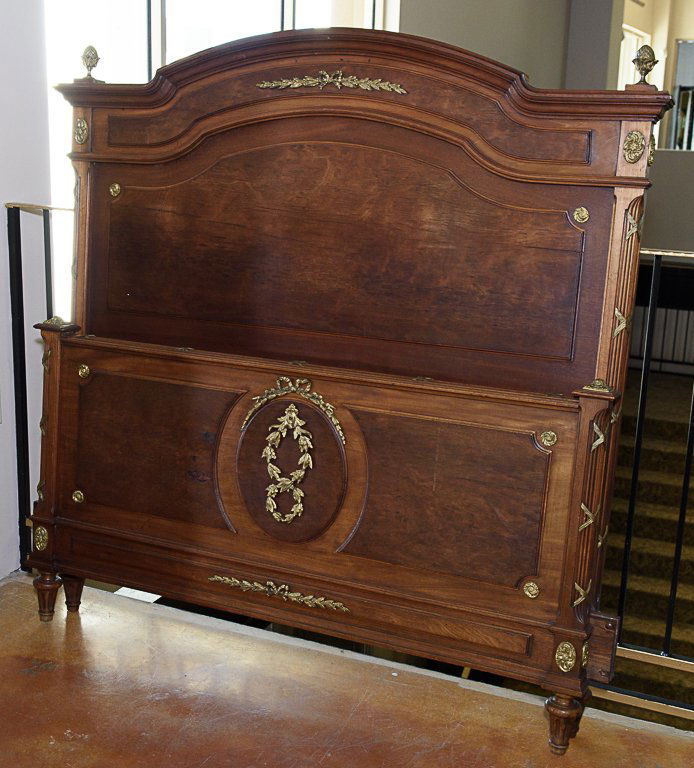 A LOUIS XVI STYLE BED WITH ORMOLU MOUNTS (1 of 1)