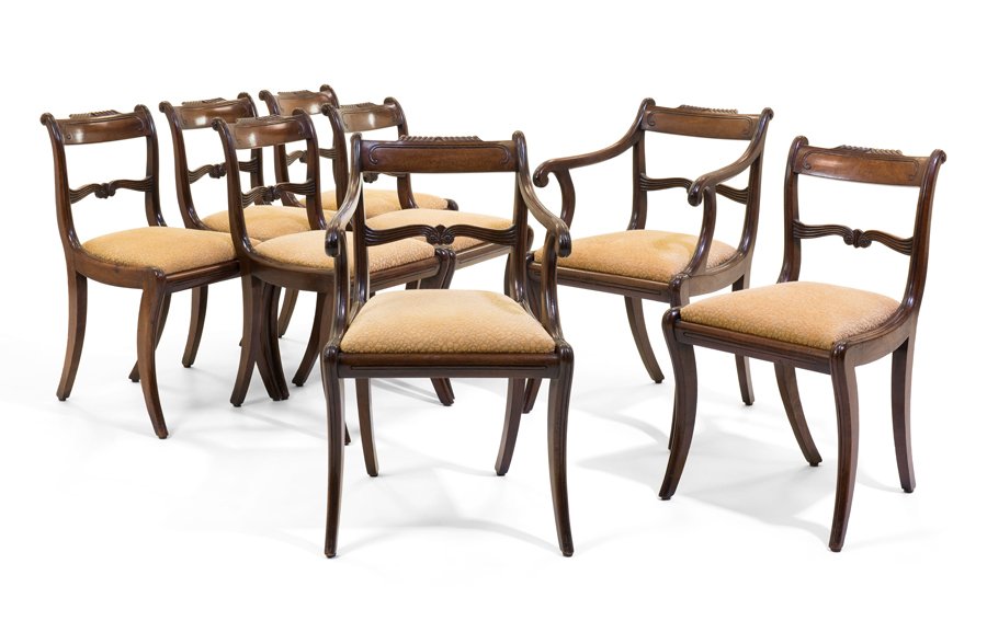 A SET OF EIGHT REGENCY MAHOGANY SABRE LEG DINING CHAIRS (1 of 3)