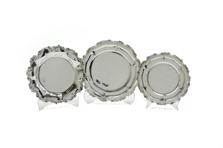 THREE MEXICAN STERLING SILVER CHARGERS, CARAL AND (1 of 6)