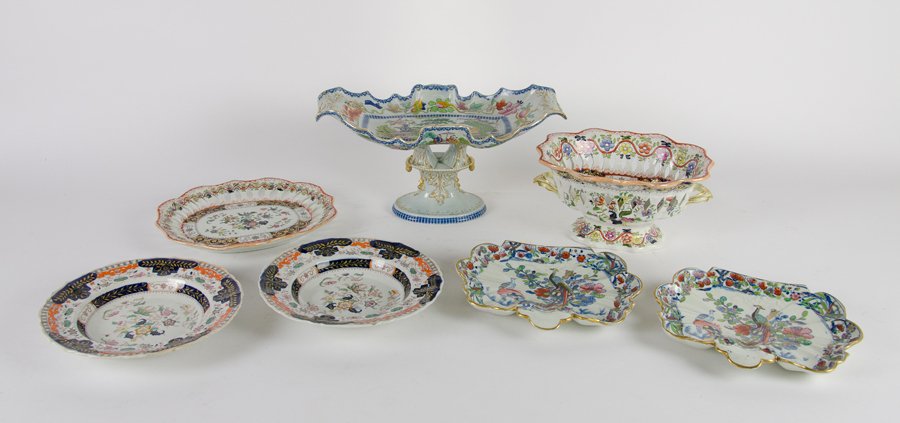 A COLLECTION OF VARIOUS MASON'S PATENT IRONSTONE CHINA (1 of 1)