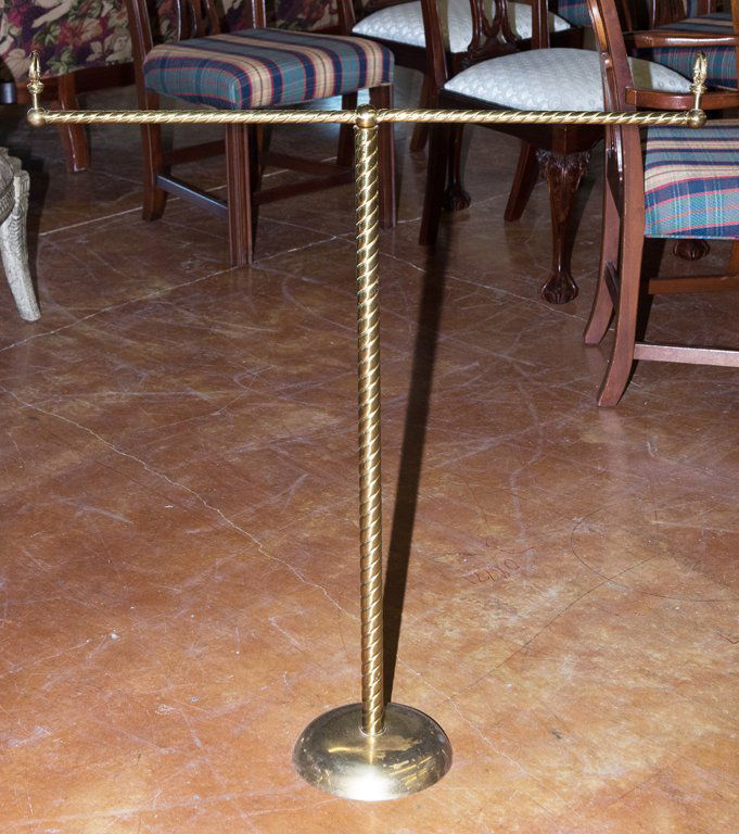 A BRASS QUILT OR BLANKET STAND (1 of 1)