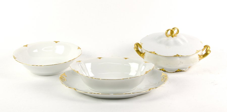 FOUR HEINRICH & CO BAVARIA PORCELAIN SERVING ARTICLES (1 of 1)