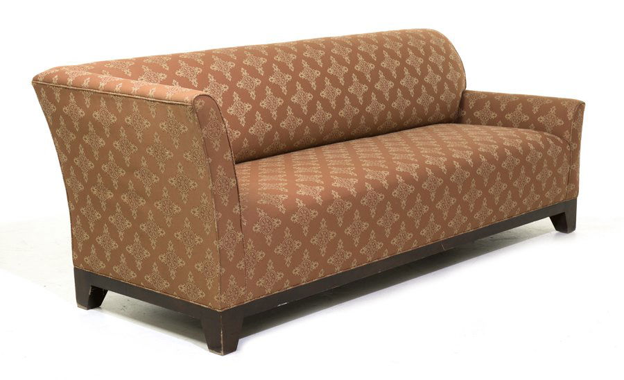 A FRENCH STYLE SETTEE (1 of 1)