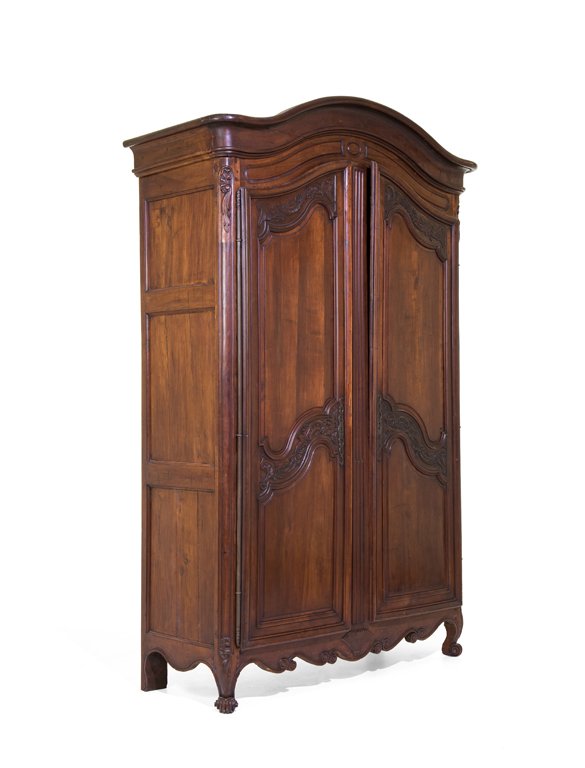 A FRENCH LOUIS XV STYLE WALNUT ARMOIRE (1 of 6)
