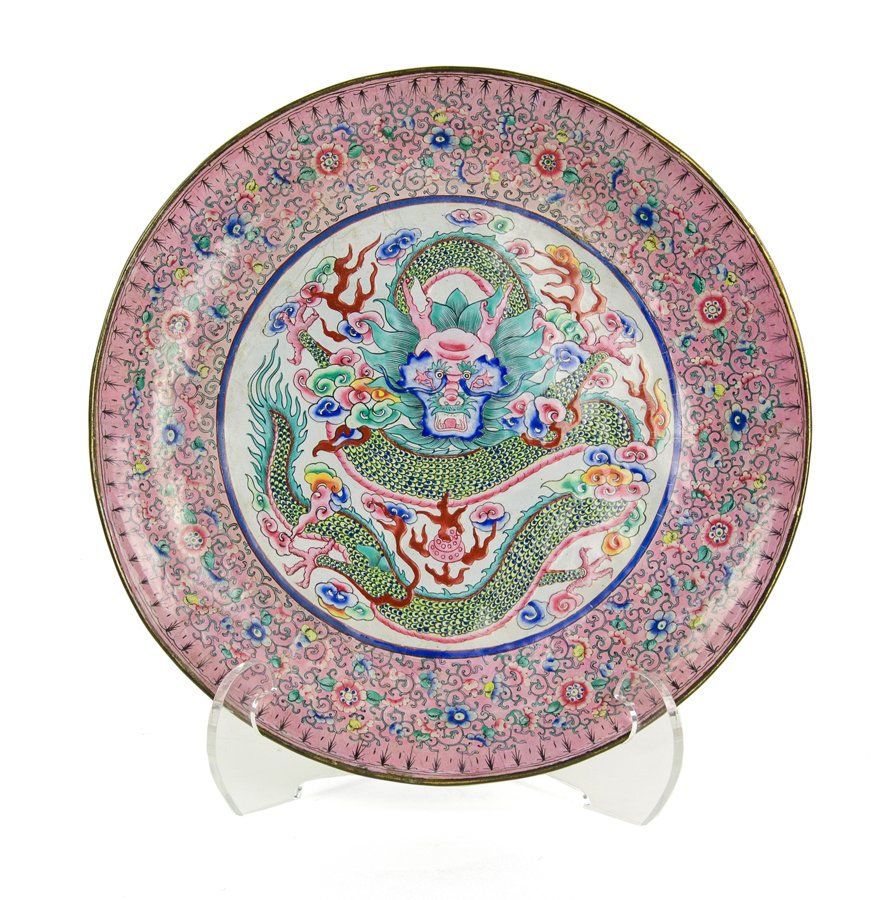 A CHINESE STYLE ENAMEL TRAY (1 of 2)
