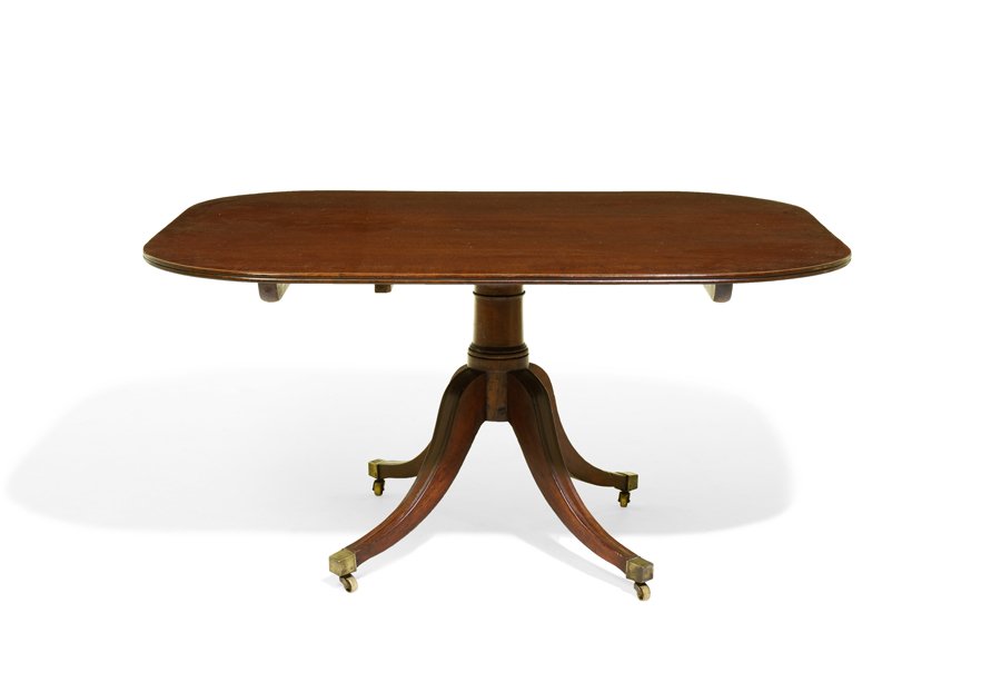 A REGENCY MAHOGANY TILT-TOP BREAKFAST TABLE (1 of 3)
