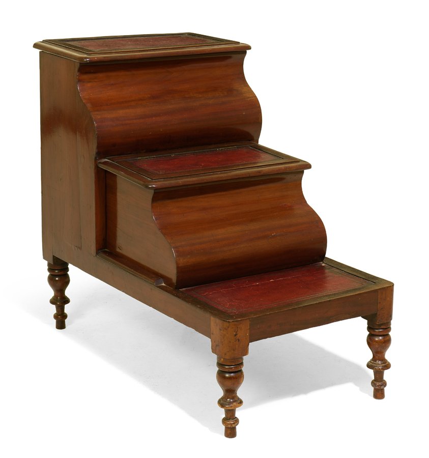 A SET OF REGENCY MAHOGANY LIBRARY STEPS (1 of 3)