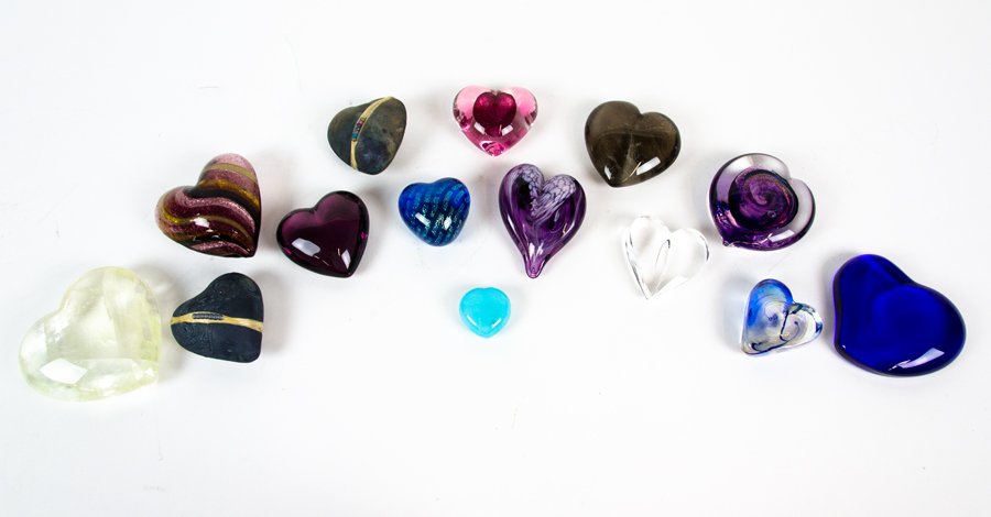 A GROUP OF GLASS AND CERAMIC HEART FORM PAPERWEIGHTS (1 of 1)