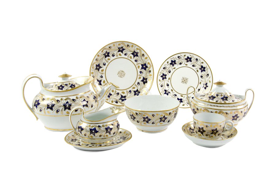 AN ASSEMBLED ENGLISH PORCELAIN TEA SERVICE FOR EIGHT, (1 of 8)