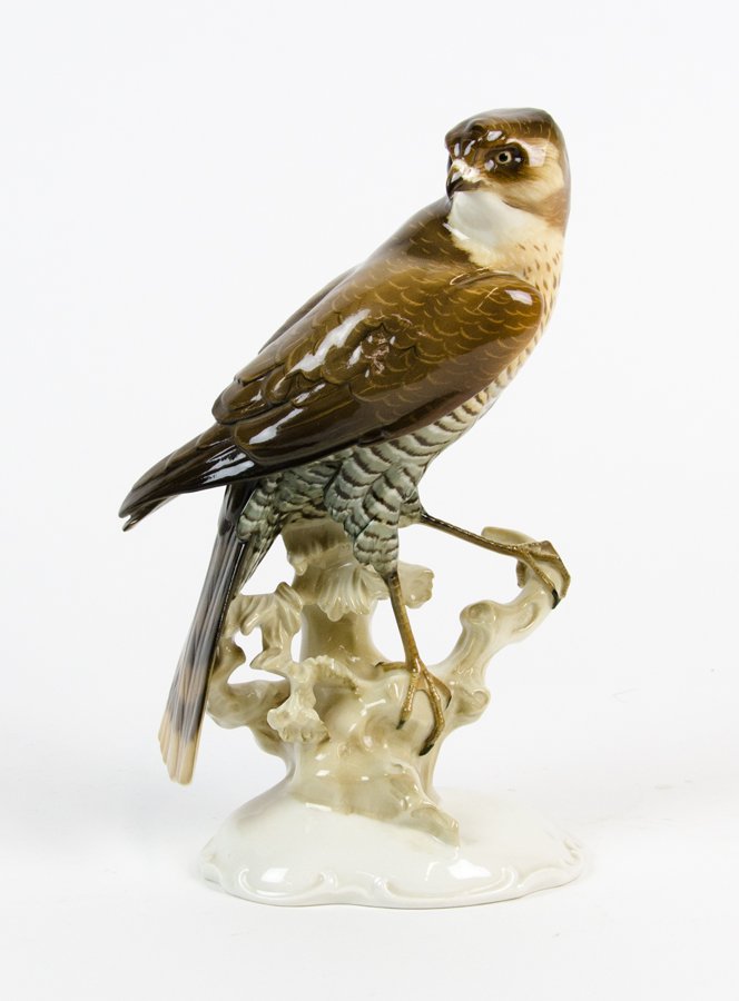 A HUTSCHENREUTHER PORCELAIN FALCON, KARL TUTTER (1 of 1)