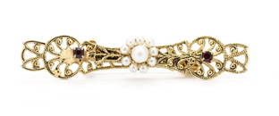 A 14 KARAT YELLOW GOLD, GARNET, AND PEARL PIN