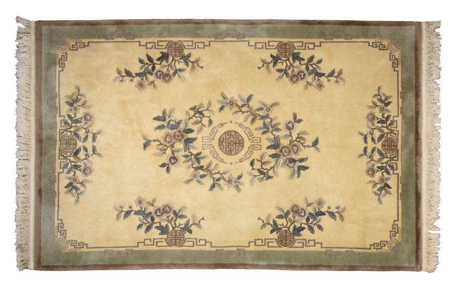 A MODERN CHINESE STYLE RUG (1 of 2)