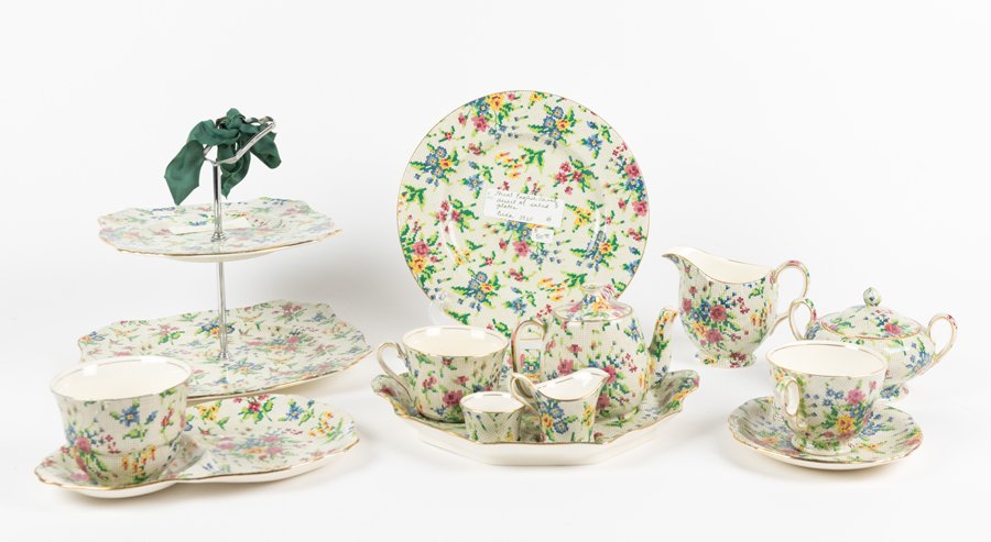 A ROYAL WINTON CHINTZ TEA SERVICE (1 of 1)