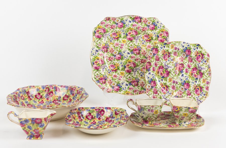 A ROYAL WINTON CHINTZ TEA SERVICE (1 of 1)