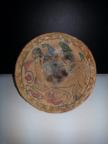 Preown Persian Ceramic Bowl With writing & picture # 24: Charming Preowned PErsian Islamic Ceramic Bowl With Writing & Picture , The size is 5 x 3 " inches .