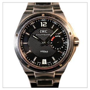 IWC Schaffhausen: Model: Big Ingenieur 7 days Dial: Black Case: Stainless Steel Size: 45.5mm Accessories: None Condition Report: Case: Good condition case with signs of use on case and bracelet Dial: Excellent