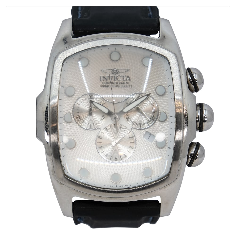 Invicta â€˜Lupahâ€™: Brand: InvictaModel: LupahReference: 6401Year: 2000sCase Material: Stainless SteelCase Diameter: 47mmDial: OriginalMovement: QuartzFunctions: Chronograph Date