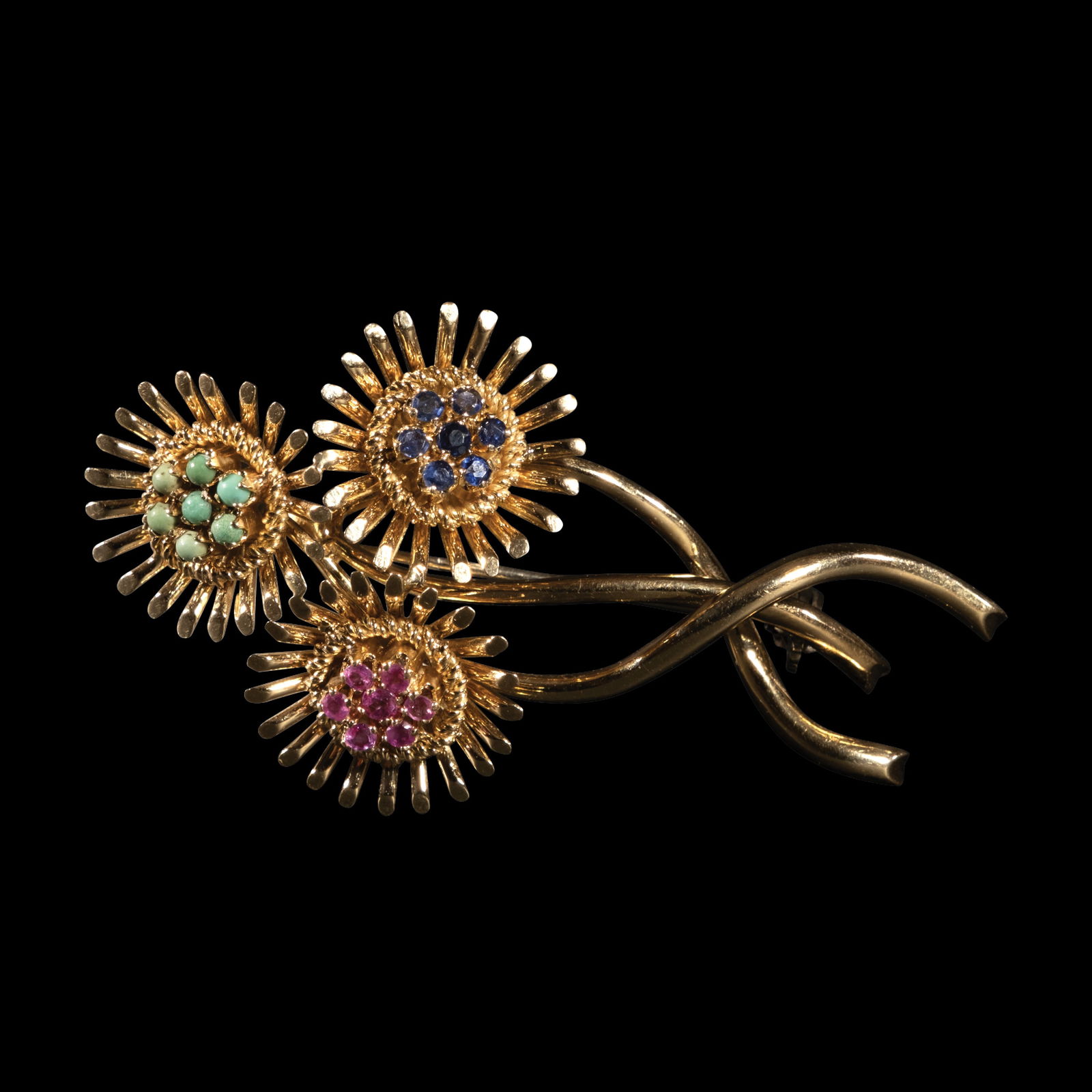 A Classic 18k Floral Brooch (1 of 1)