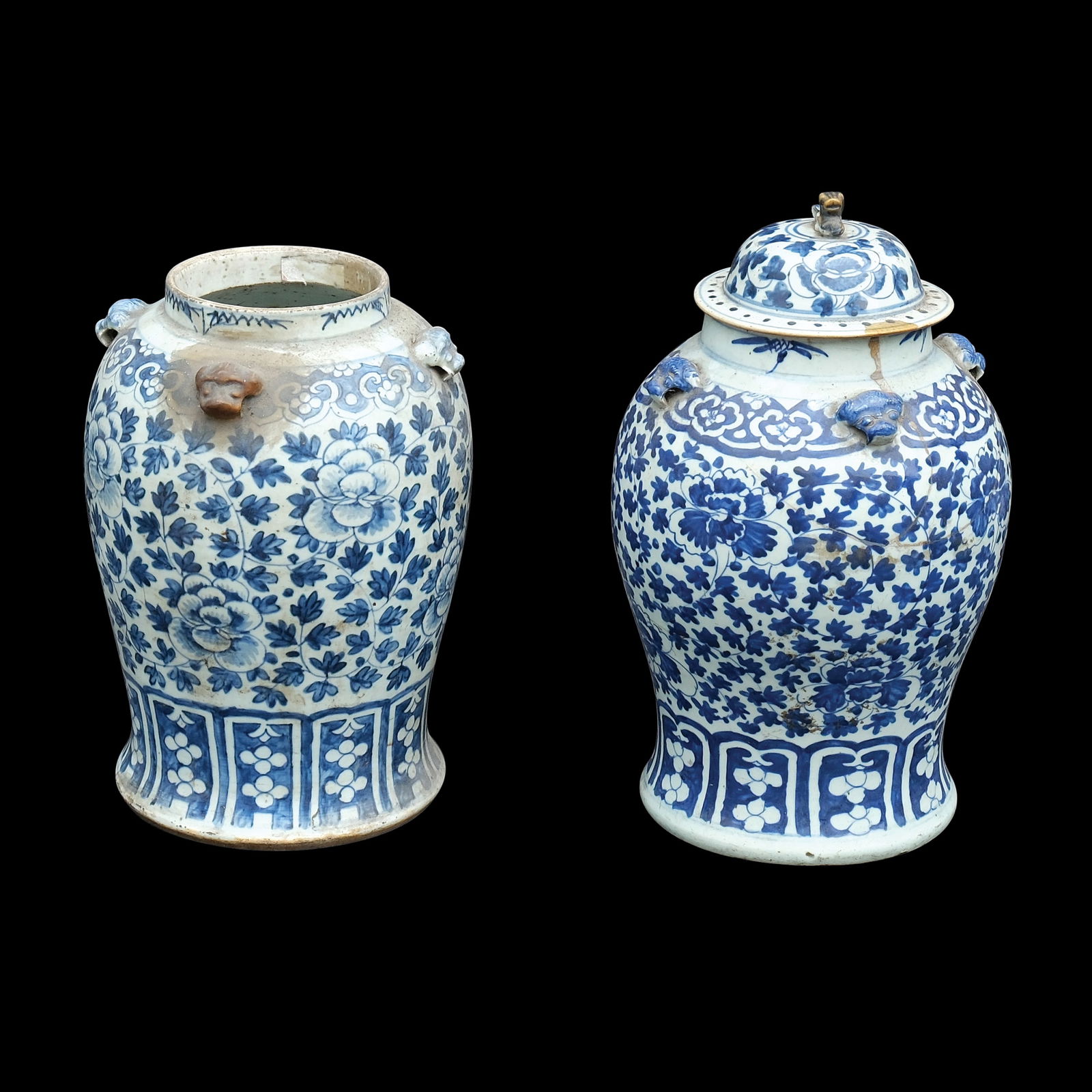 Two Blue and White Jars (1 of 1)