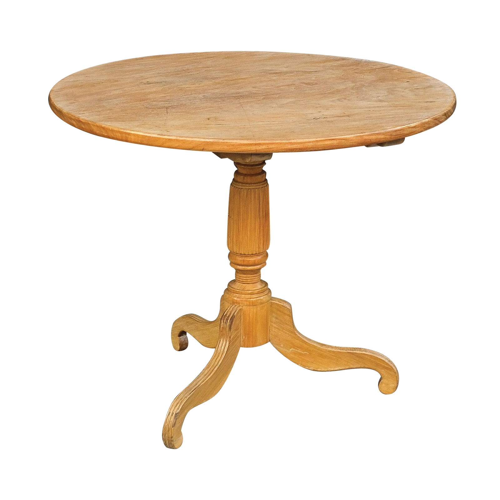 A Tilt-Top Occasional Table: PROPERTY OF A DISTINGUISHED LADY molaveH: 39” (99 cm)D: 36” (91 cm)