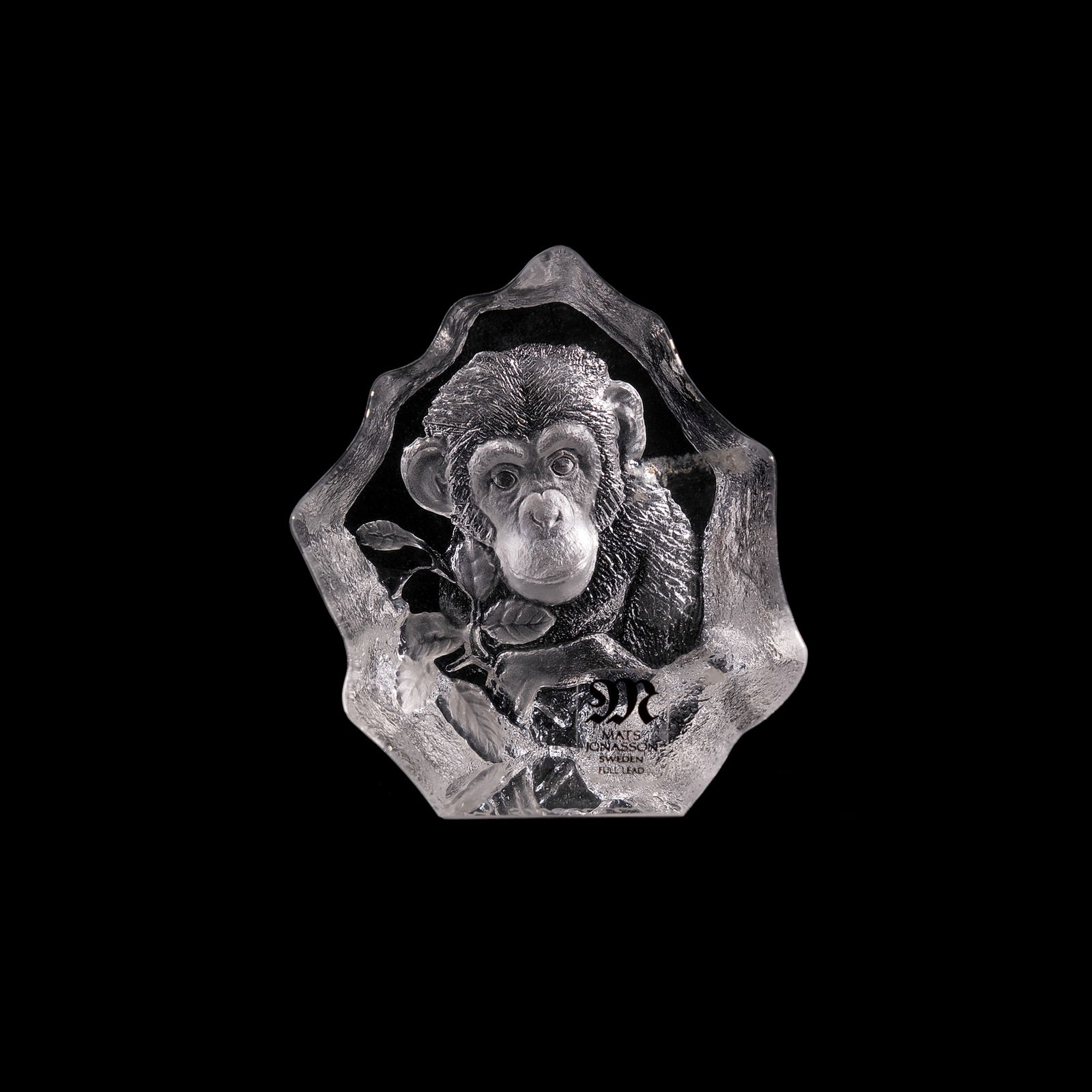 A Mats Jonasson Crystal Paperweight (1 of 1)