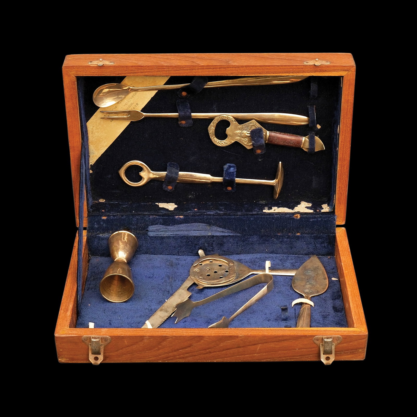 A Set of Bar Tools (1 of 1)