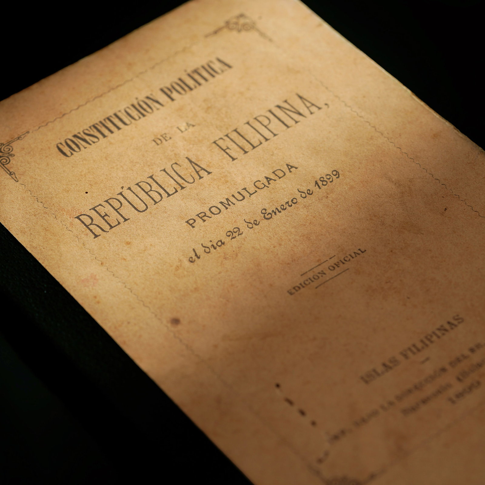 Constitucion Politica de la Republica Filipina Promulgada el dia 22 de Enero de 1899 Edicion (1 of 4)