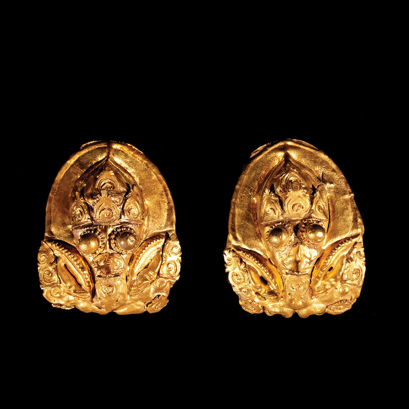Pair of “Garuda” earrings (1 of 1)