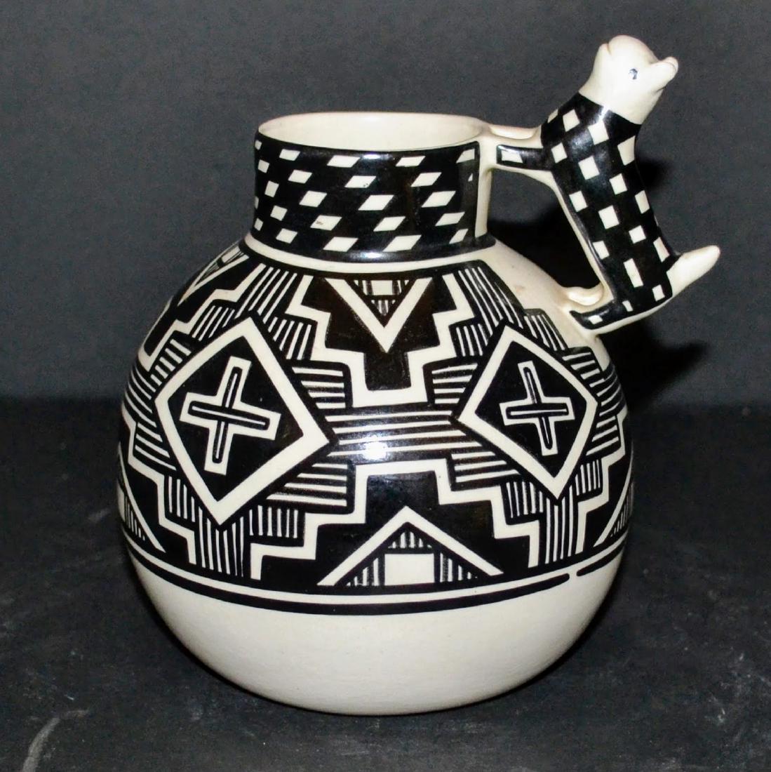 Black and White Ware Acoma Pueblo Pottery vase: Black and White Ware Acoma Pueblo Pottery vase, measures 7" tall