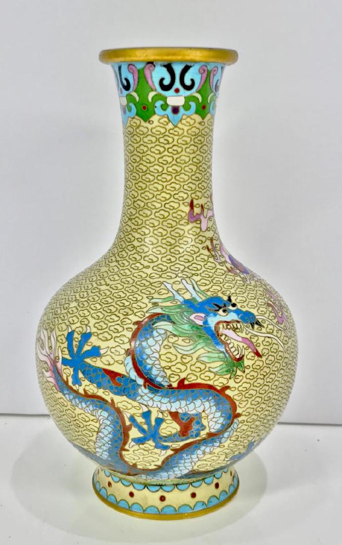 ANTIQUE ORIENTAL / CHINESE CLOISONNE VASE. DRAGON (1 of 6)