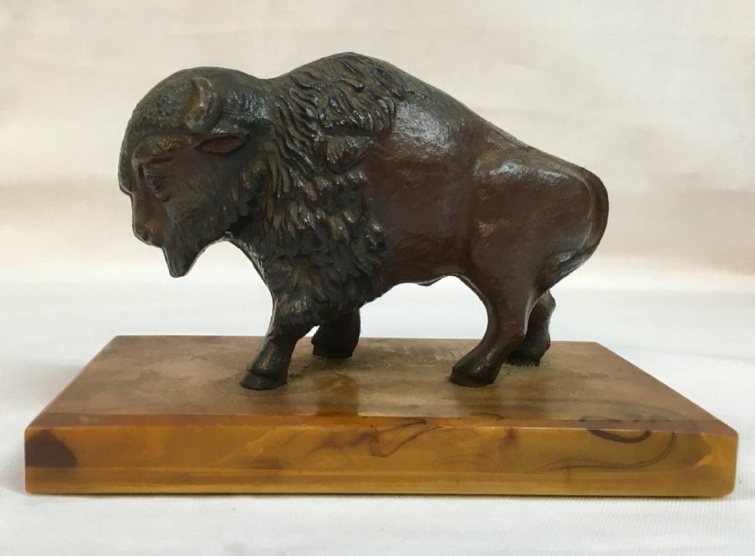 VINTAGE CAST IRON BT BUFFALO TANK CORP PAPERWEIGHT DESK (1 of 7)