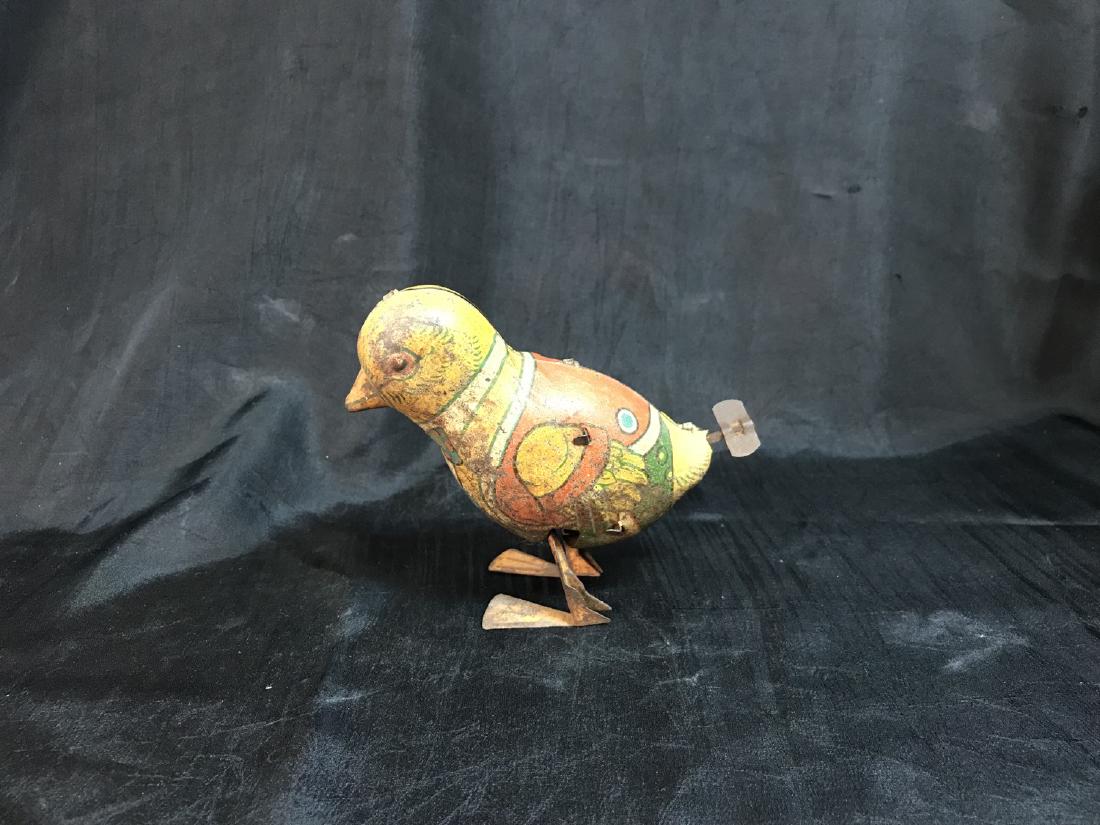 Vintage Tin windup bird toy (1 of 5)
