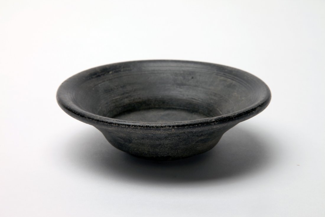 Ancient Etruscan Bucchero Bowl (1 of 2)