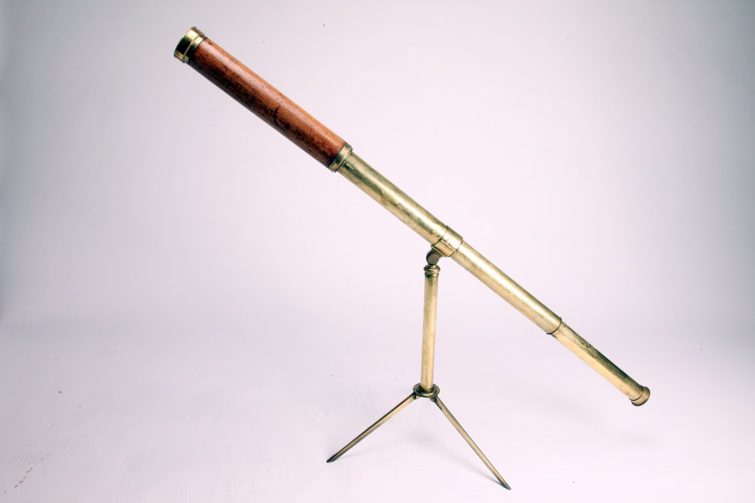 Gilbert & Co. London Best Improv'd Brass Telescope (1 of 3)