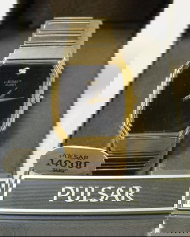 Mens Pulsar Wrist Watch: Mens Pulsar Wrist Watch. New condition.