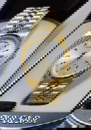 Mens Pulsar Wrist Watch: Mens Pulsar Wrist Watch. New condition.