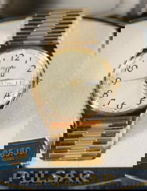 Mens Pulsar watch: Mens Pulsar Wrist Watch. New condition.