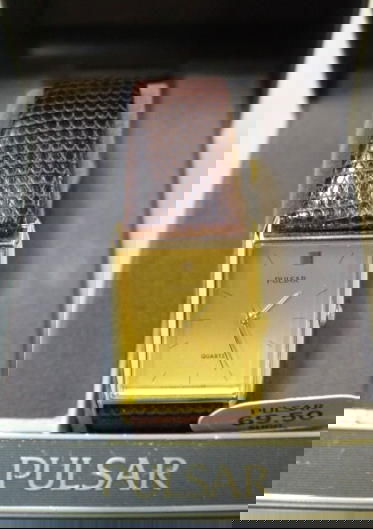 Mens Pulsar watch: Mens Pulsar Wrist Watch. New condition.