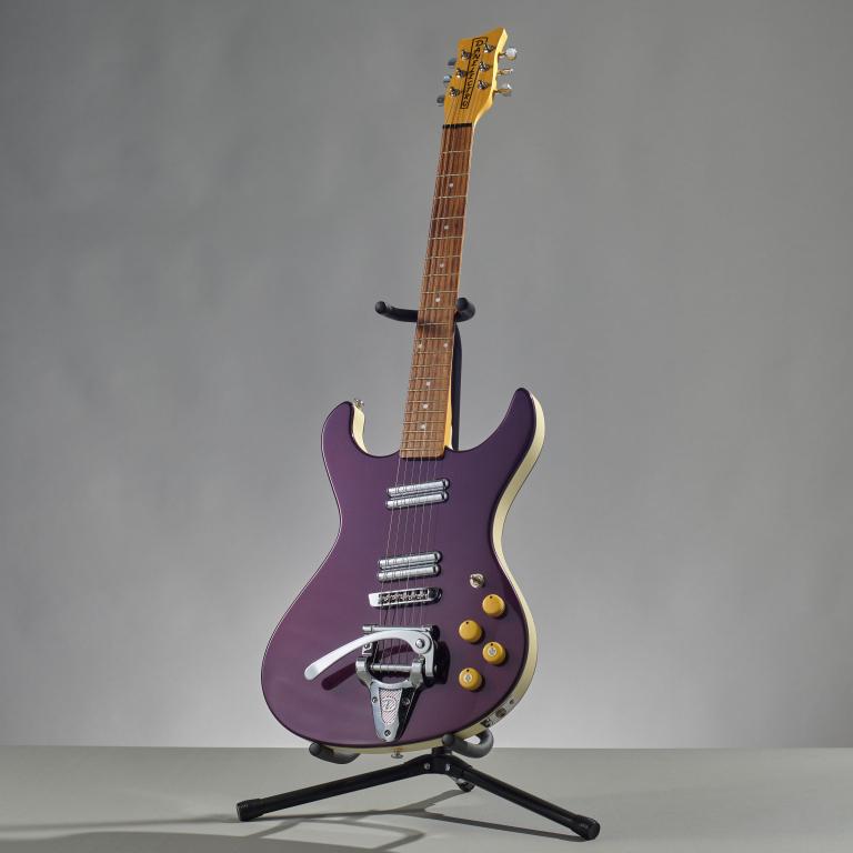 2000 Danelectro Hodad Electric Guitar (1 of 7)