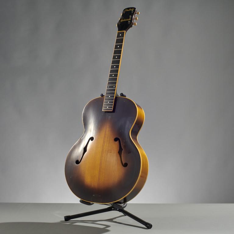 Gretsch Synchromatic Acoustic Archtop Guitar (1 of 10)