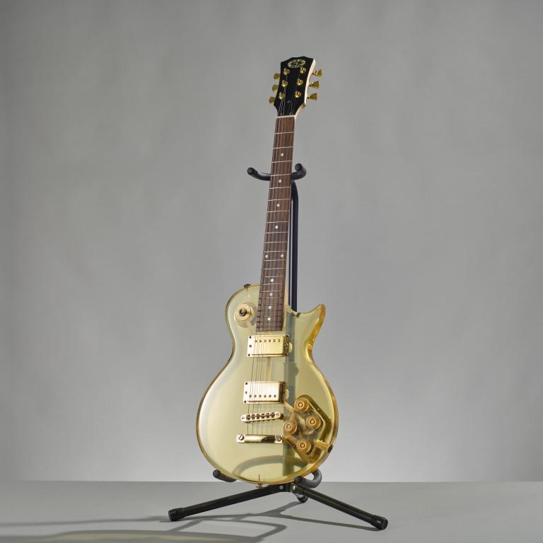 New York Pro Electric Guitar (1 of 5)