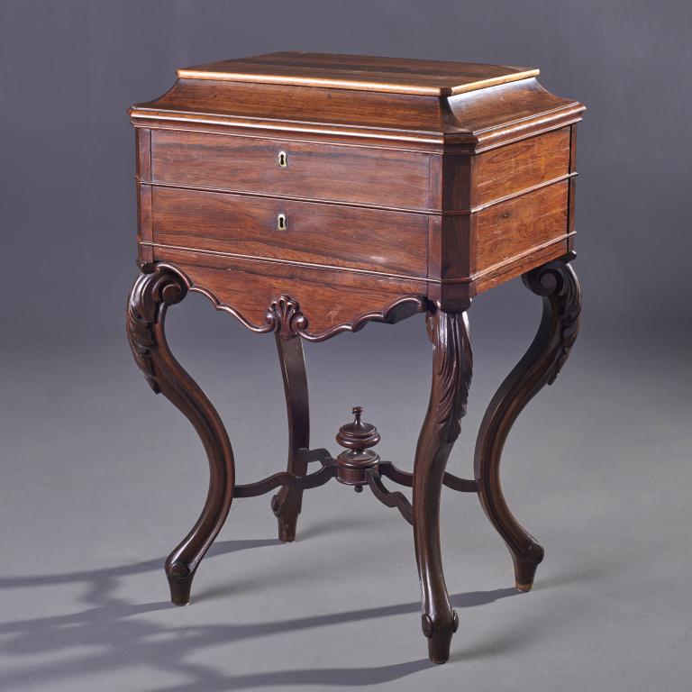 Rosewood Sewing Stand (1 of 3)