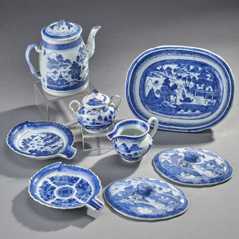 Group of 8 Chinese Canton Serving Pieces (1 of 2)