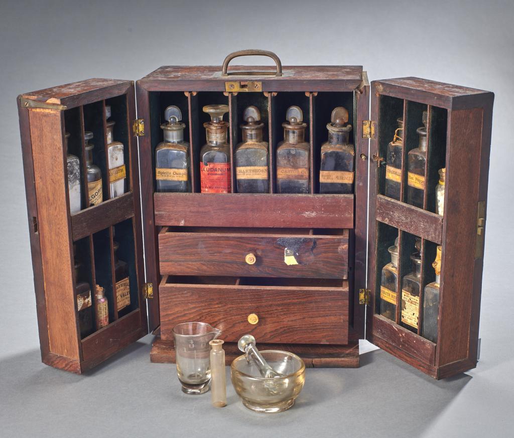 Civil War Era Traveling Apothecary Case (1 of 5)